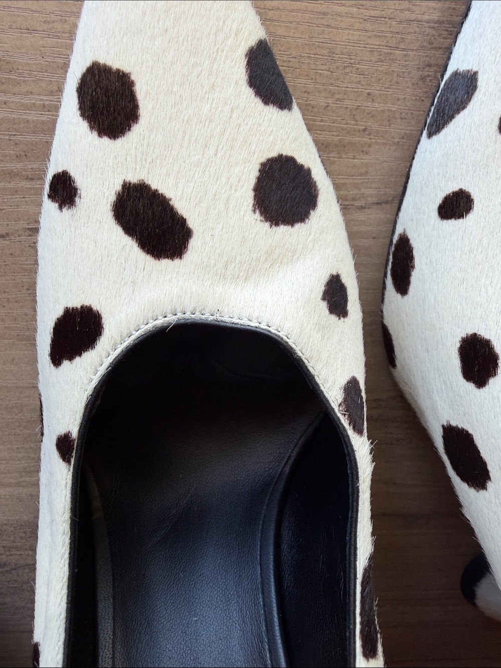 NWT Burberry Ava Cream & Black Dalmatian-Spot Pointed-Toe Pumps - Picture 9 of 12